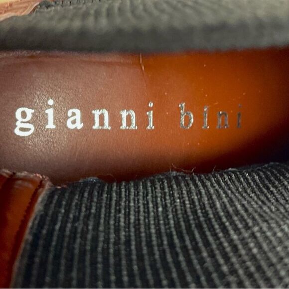 Gianni Bini Brown Booties Banks Crinkle Patent Square Toe Sz 6.5 NEW Double Gore - Picture 5 of 8